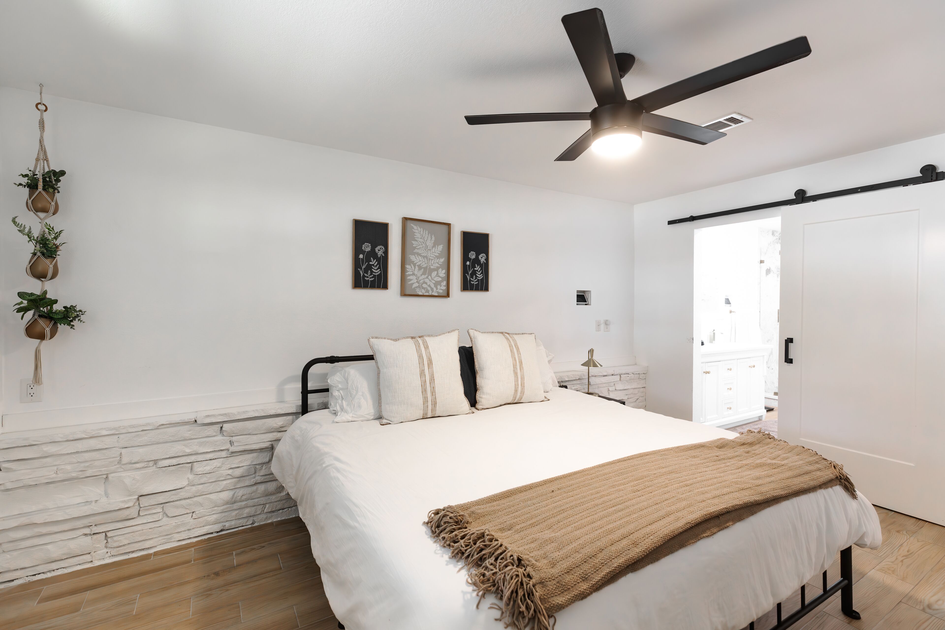 4 Schlafzimmer, Bügeleisen/Bügelbrett, WLAN, Bettwäsche