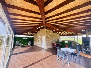 Outdoor dining - Watermill -  nature retreat (Vilar)