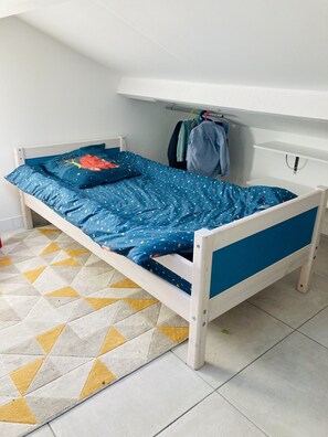 4 chambres, fer et planche Ă repasser, Wi-Fi, draps fournis