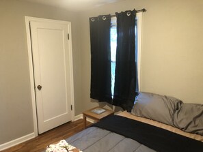 3 bedrooms, desk, free WiFi