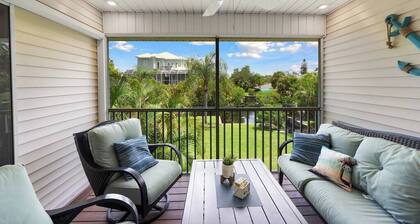Coastal 3BR Villa, 1 Mile To Bonita Beach! Sleeps 6