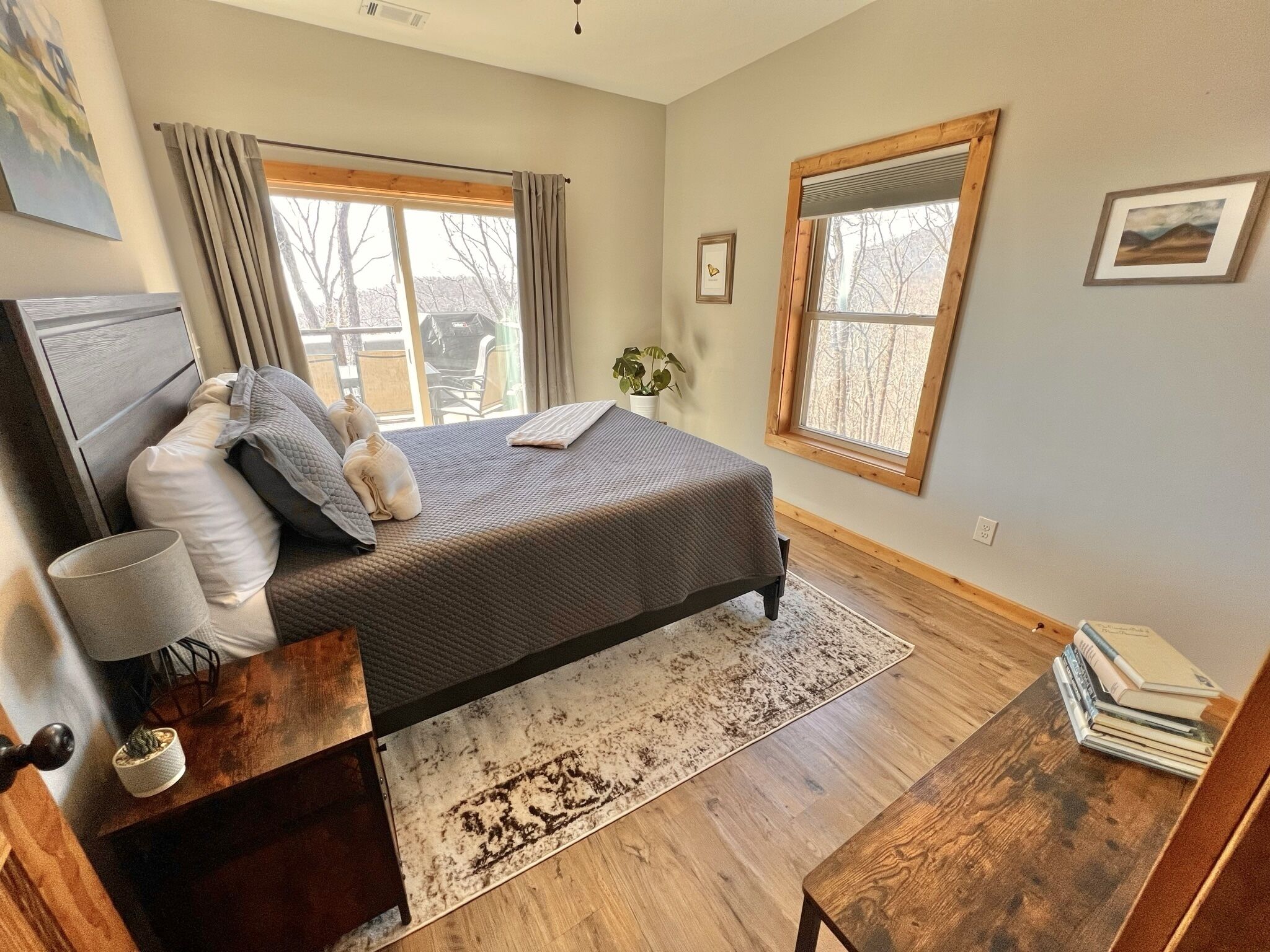 5 bedrooms, iron/ironing board, travel crib, free WiFi