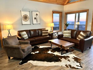 Smart-TV, Kamin, DVD-Player