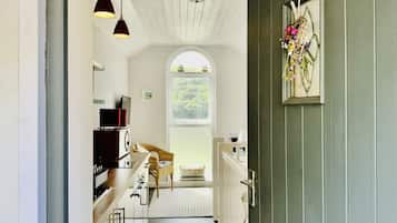 Cottage | 1 bedroom, free WiFi