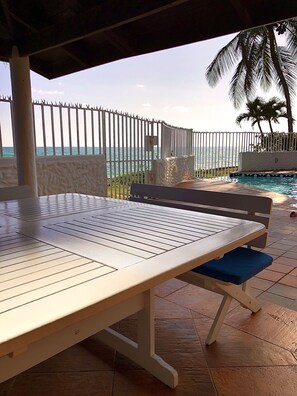 Outdoor dining - Apartment (Guayacanes)