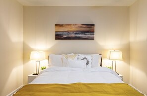 4 bedrooms, iron/ironing board, free WiFi, bed sheets