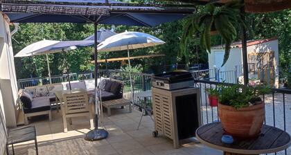 House close to activities and tourist sites