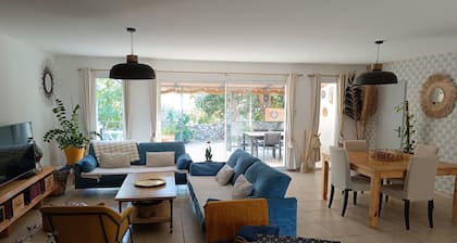 House close to activities and tourist sites