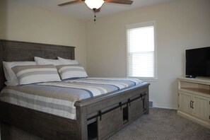 Fer et planche à repasser, Wi-Fi, literie fournie