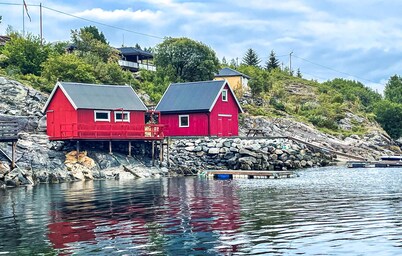 Amazing home in Knarrlagsund with WiFi