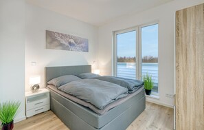 2 عدّة غرف نوم وسرير سفر وواي فاي مجانًا