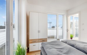 2 Schlafzimmer, Reisekinderbett, kostenloses WLAN
