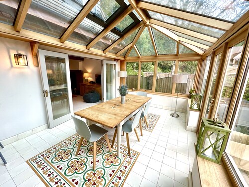 Comfortable Family House- May Bank Holiday | Walk to Canal & Award-Winning Pub