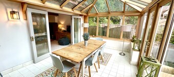 Cosy Family Village House | Walk to Canal & Award-Winning Pub