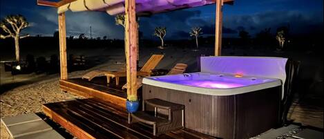 Bain à remous extérieur