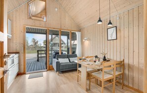 Interior - Cozy home in Tranekær with kitchen (Tranekær)