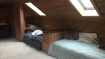 3 bedrooms, Internet