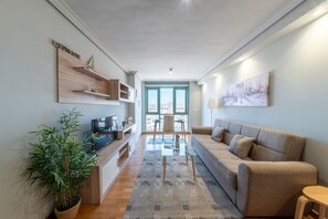 TV - Arrecife 360º Rooftop Suite, super wifi, super center (Arrecife)