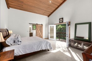 Cabin Premium | Bộ đồ giường cao cấp, trang trí khác biệt 