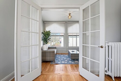 Charming Historic Downtown Saratoga Springs home.