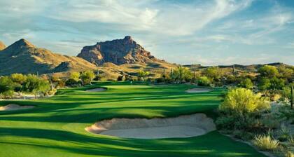 Luxury 3 Bedroom + Office/Den Condo Fountain Hills