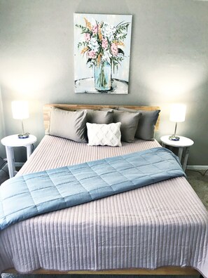 2 bedrooms, iron/ironing board, free WiFi, bed sheets