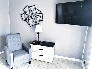 2 chambres, fer et planche à repasser, Wi-Fi gratuit, draps fournis