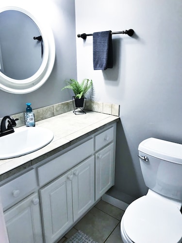 Fairfield Glade condo with King size bed, pet friendly and WiFi