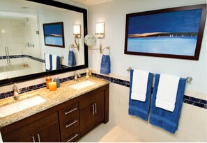 Combined shower/tub