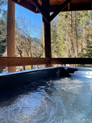 Bain à remous extérieur