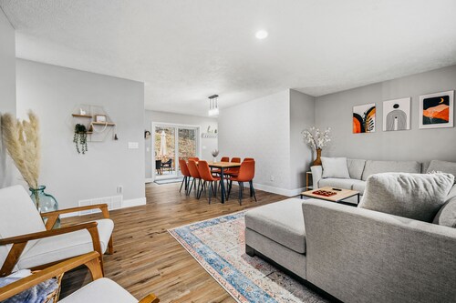 NEW! Boho House Located Within Minutes of Downtown Suttons Bay