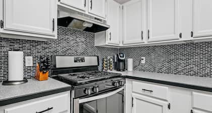 NEW! Boho House Located Within Minutes of Downtown Suttons Bay
