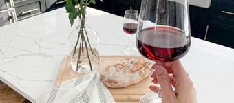 Family Style Cottage 5 minutes from the Gaslight District