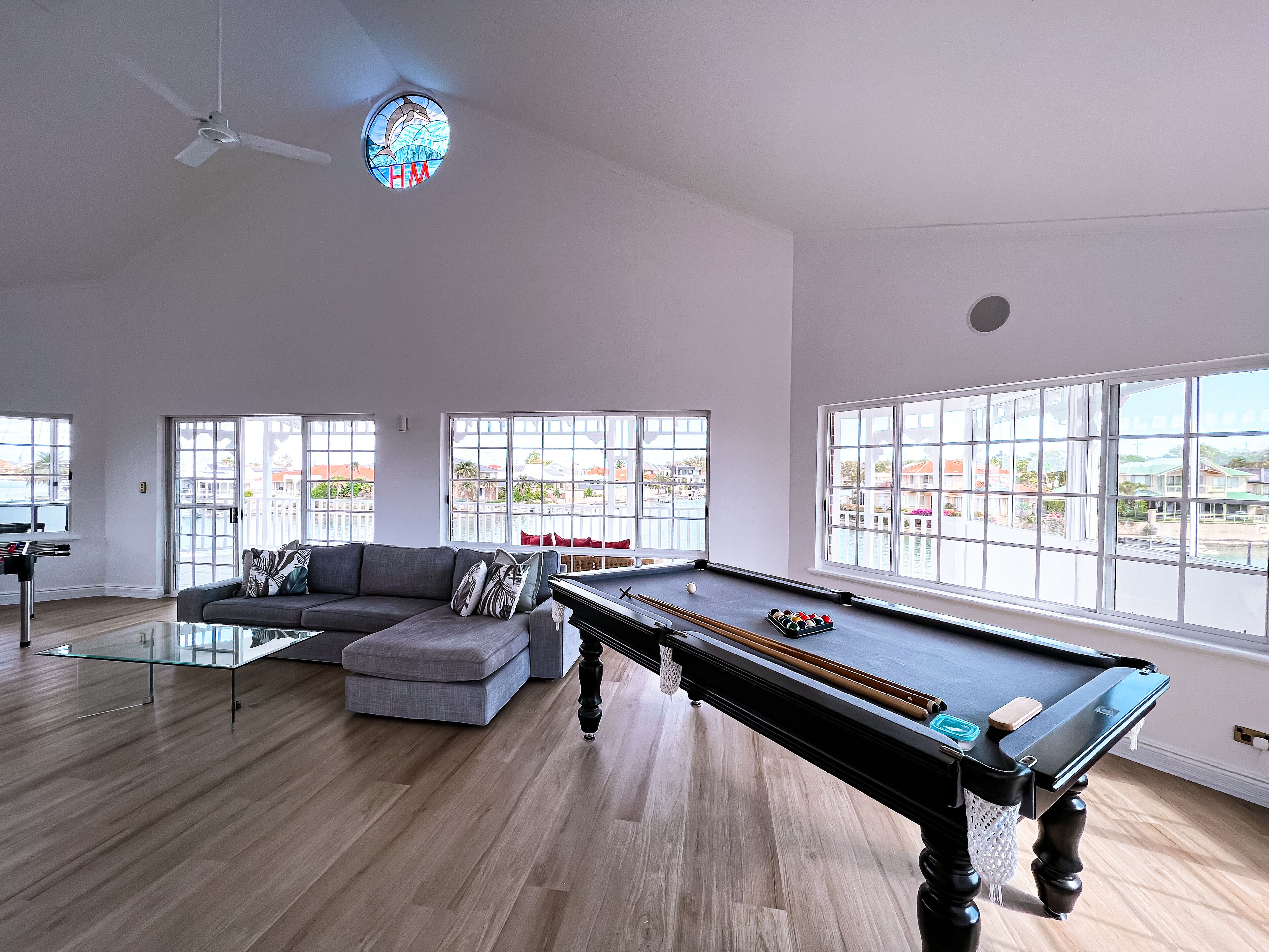Mandurah Canal Front Luxury Living — image 6