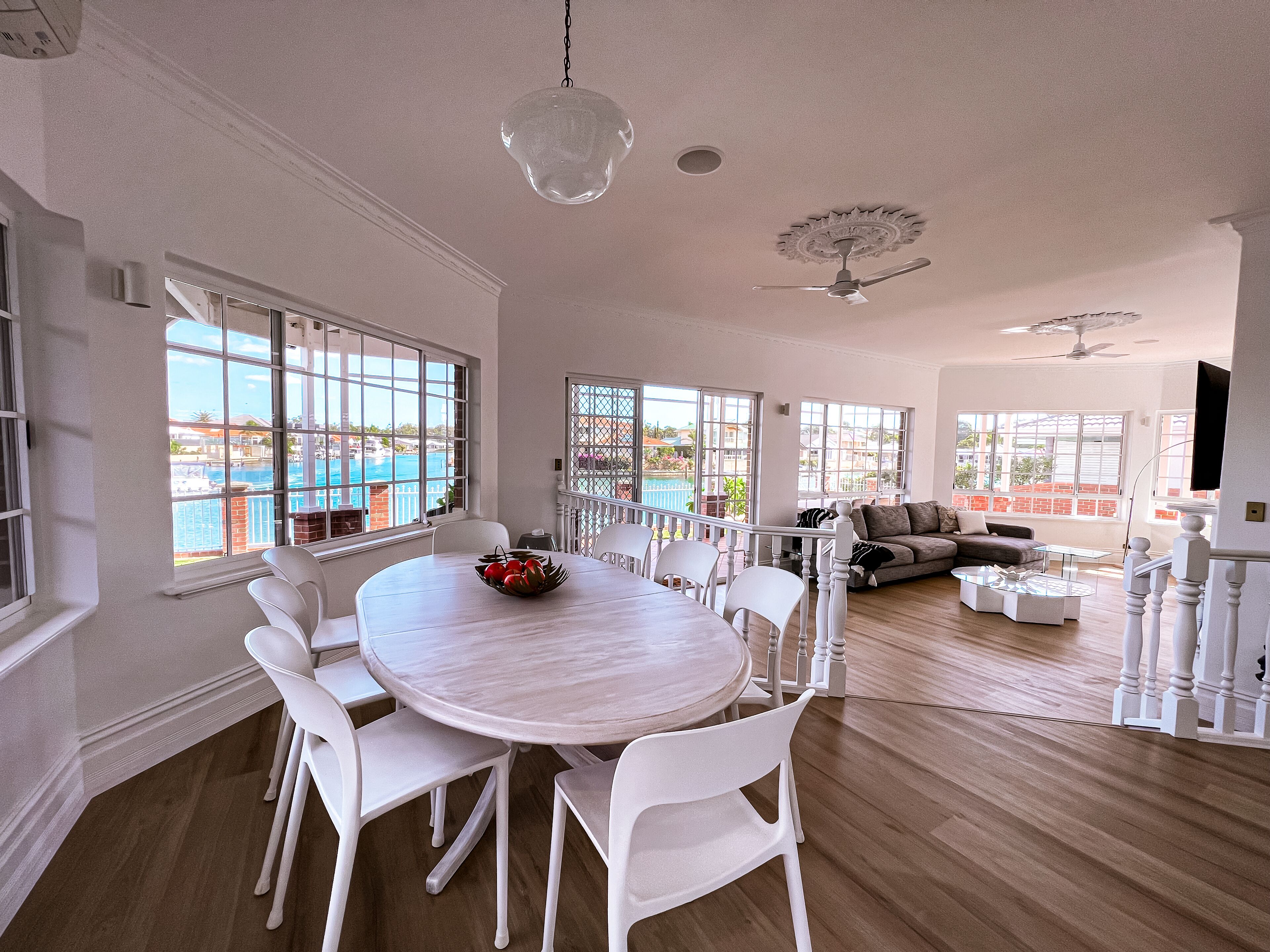 Mandurah Canal Front Luxury Living — image 19