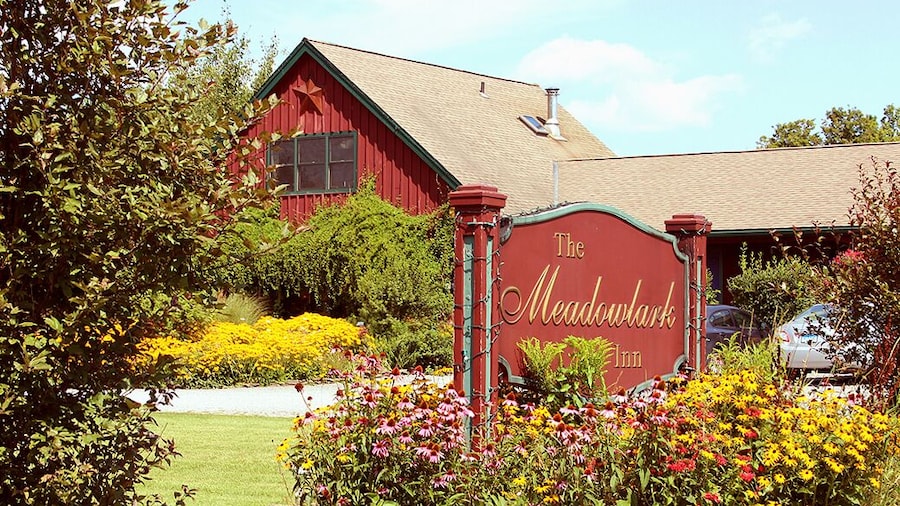 The Meadowlark Inn