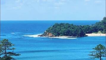 Beach nearby, beach towels