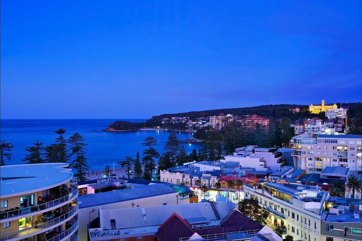 Manly to Shelly Ocean Beach Views Sunrise & Sunset — image 4