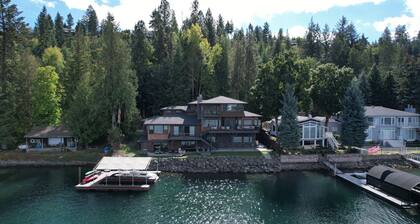 Magnificent 4783 Sq Ft Waterfront Home Twin Katettu Boat Docks