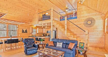 Private Modern Cabin with Hot Tub on 11 Acres - The Perfect Up North Getaway