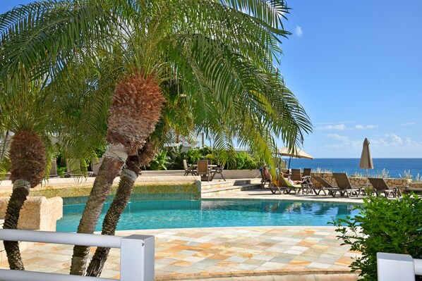 Alberca al aire libre 