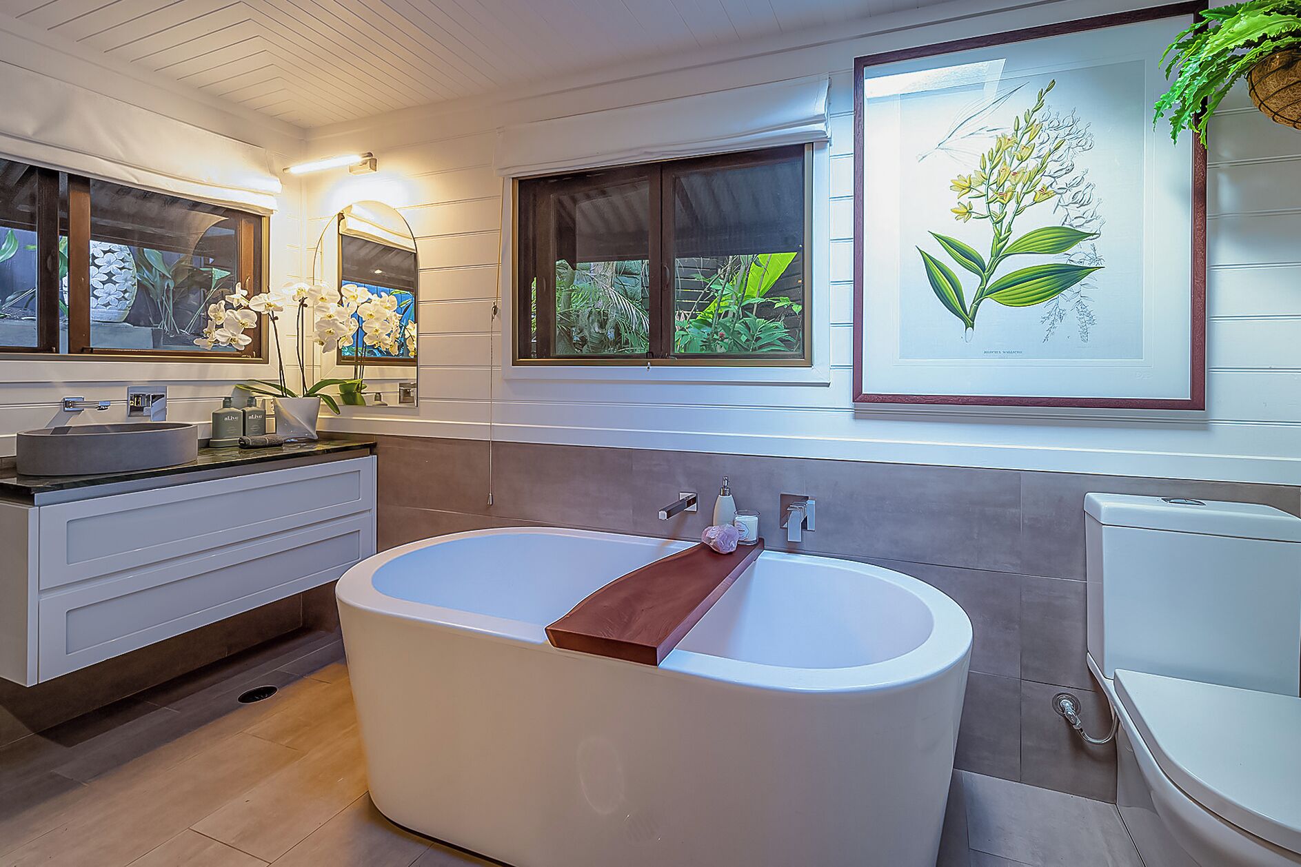 Bathtub, hair dryer, towels, soap