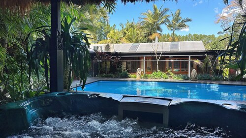 The Retreat 2 bed Villa, Sanctuary in the Pocket