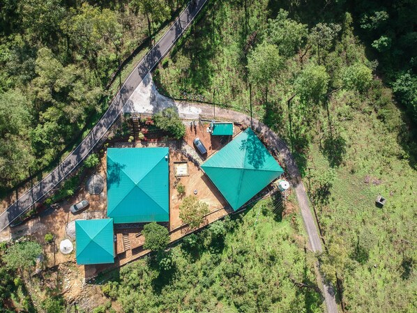 Building design - Mistly Plantation Bungalow (Valparai)