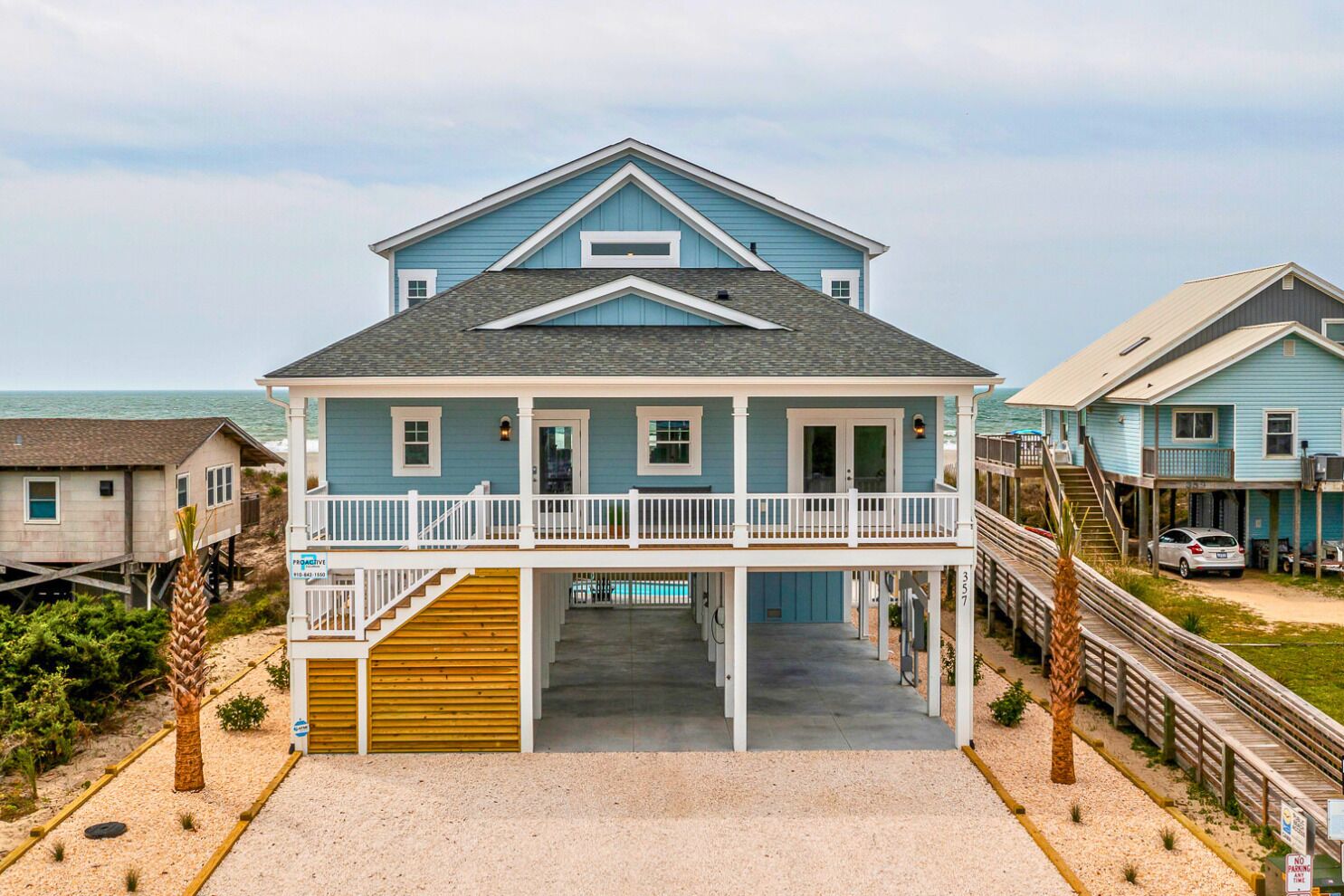 "Blue Mind" - Oceanfront Home with Private Pool, 5 Bedrooms / 5 Bathrooms