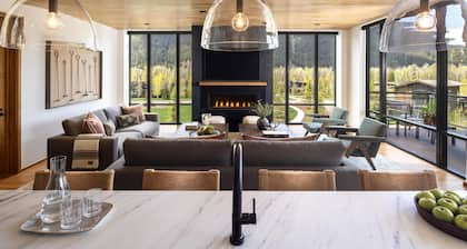 The Sylvan Lodge at Snake River Sporting Club