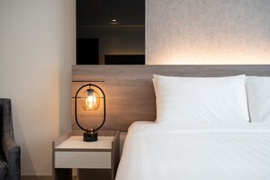 Phòng đôi Tiêu chuẩn | Bộ đồ giường cao cấp, minibar với thức ăn, đồ uống miễn phí