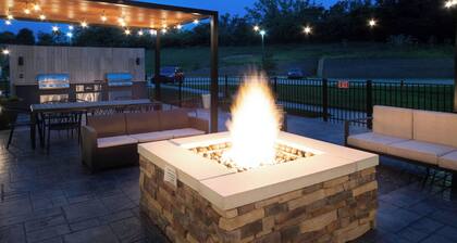 Staybridge Suites Cincinnati East Milford by IHG