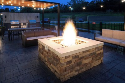 Staybridge Suites Cincinnati East Milford by IHG