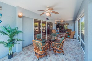 Dining - Bancroft Place 879 (The Villages)